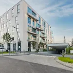 Nabrzeze Yacht Park, Sun & Snow 格丁尼亚