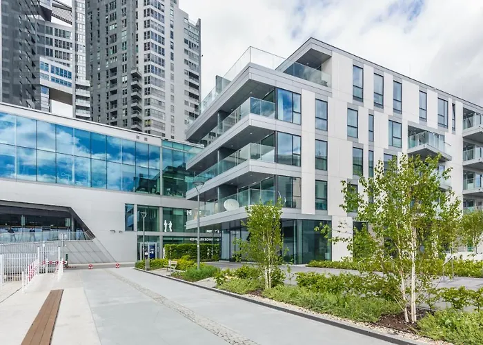 Nabrzeze Yacht Park, Sun & Snow * Gdyně