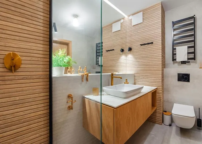 Nabrzeze Yacht Park, Sun & Snow Gdyně