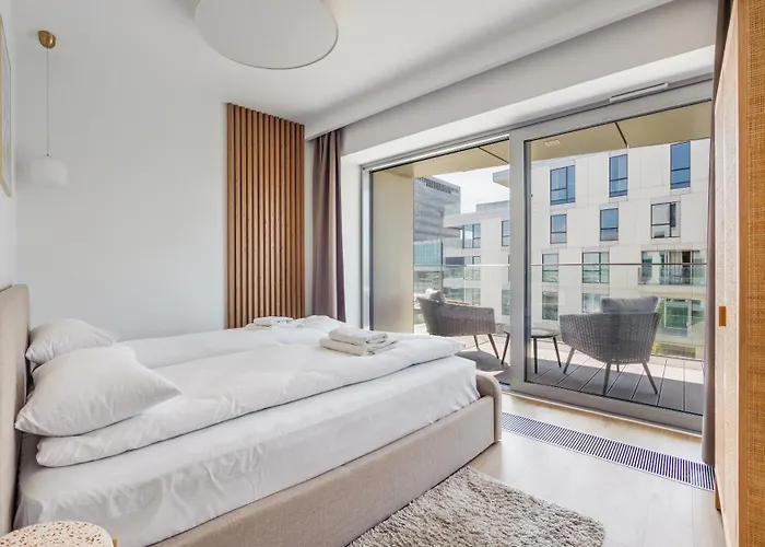 Nabrzeze Yacht Park, Sun & Snow Gdyně